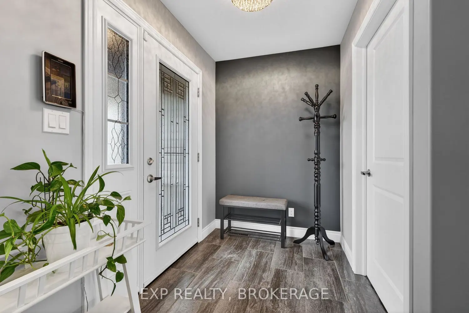 79 Deacon Place photo 4