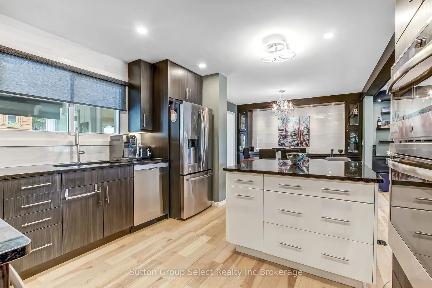 468 Lee Avenue photo 5