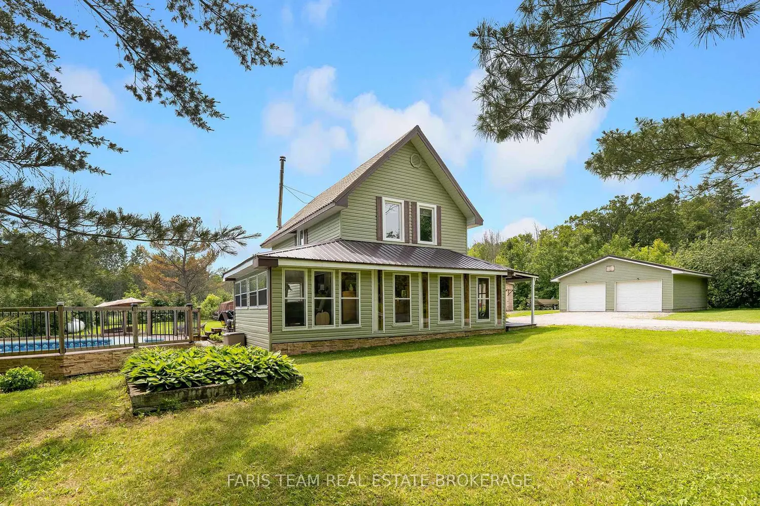 2289 Kinnear Side Road photo 2