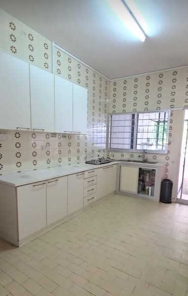 FREEHOLD 2 STOREY SEMI DETACHED IN D14 photo 4