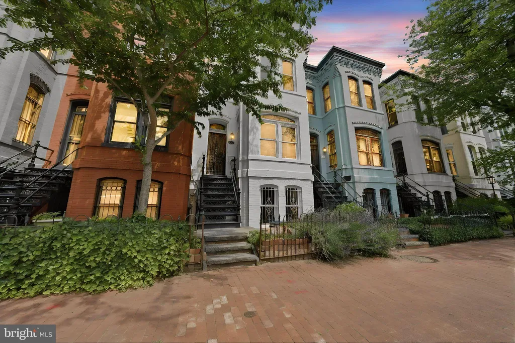 406 10th Street SE, Washington, DC 20003