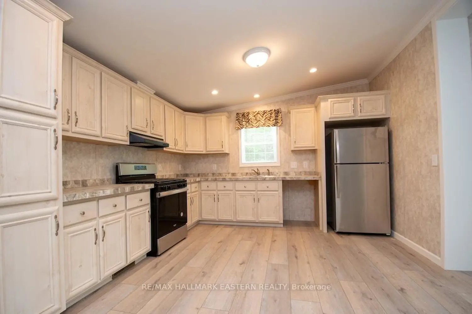 20 Laplante Road photo 5