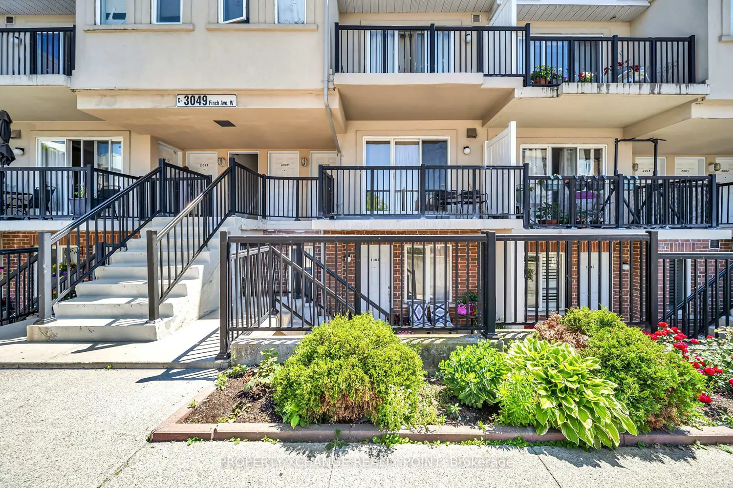 3049 Finch Avenue 1003