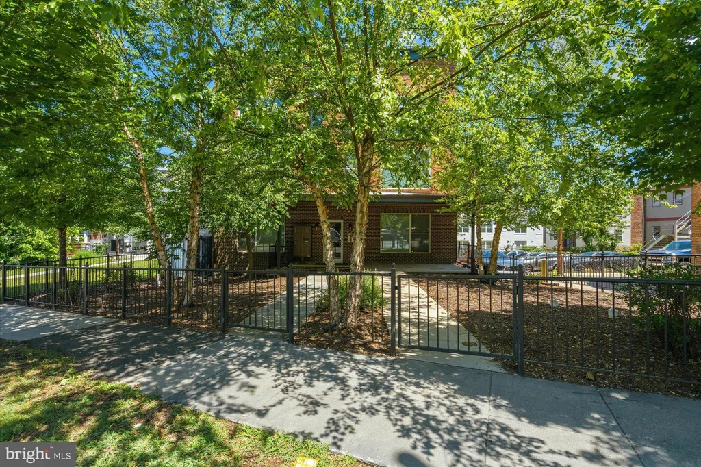 37 Missouri Avenue NW Unit 12, Washington, DC 20011