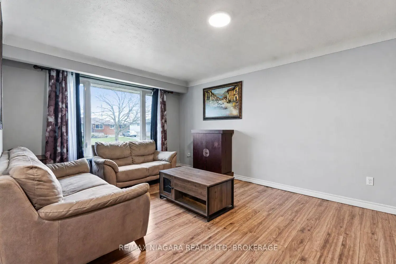 204 Hildred Street photo 2