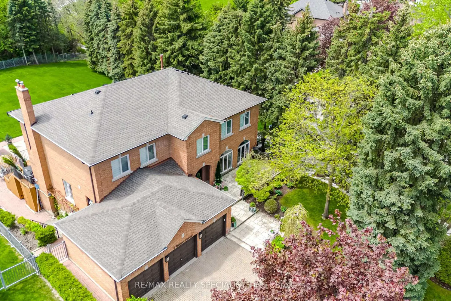 5 Rossmull Crescent
