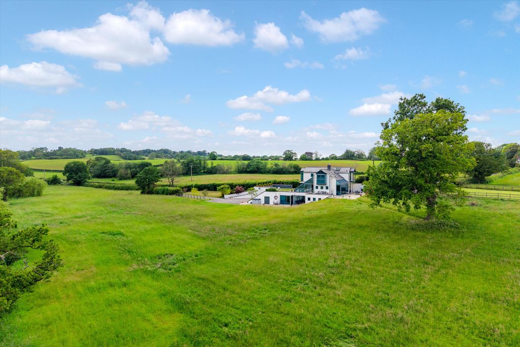4 bed detached house for saleHollins Lane, Marbury, Whitchurch, Cheshire SY13.