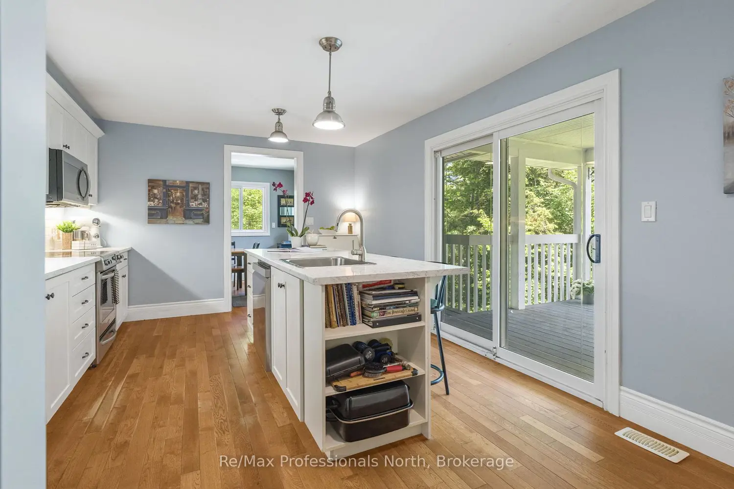 1032 Bradley Road photo 4