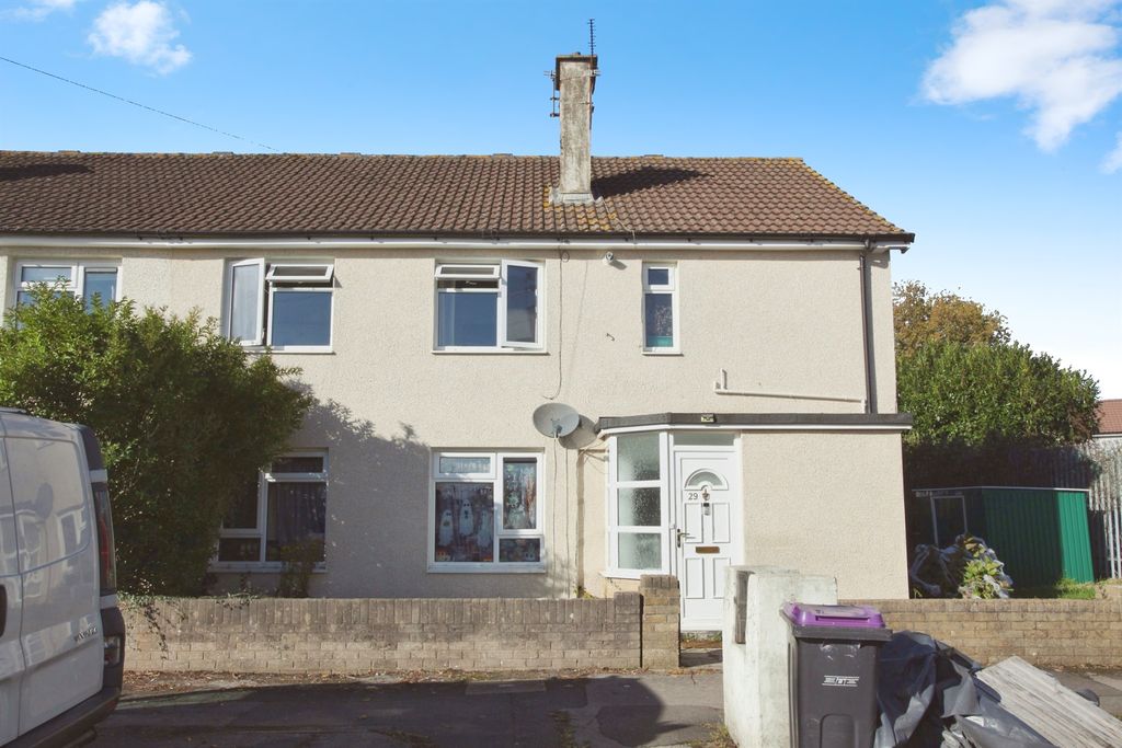 2 bed flat for saleTrem Twyn Barlwm, Two Locks, Cwmbran NP44