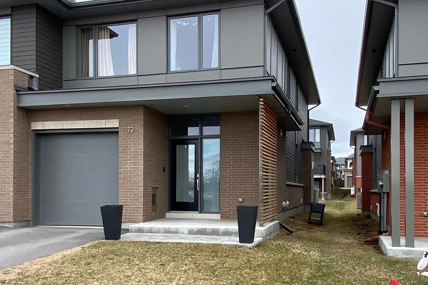 72 Michael Stoqua Street photo 2