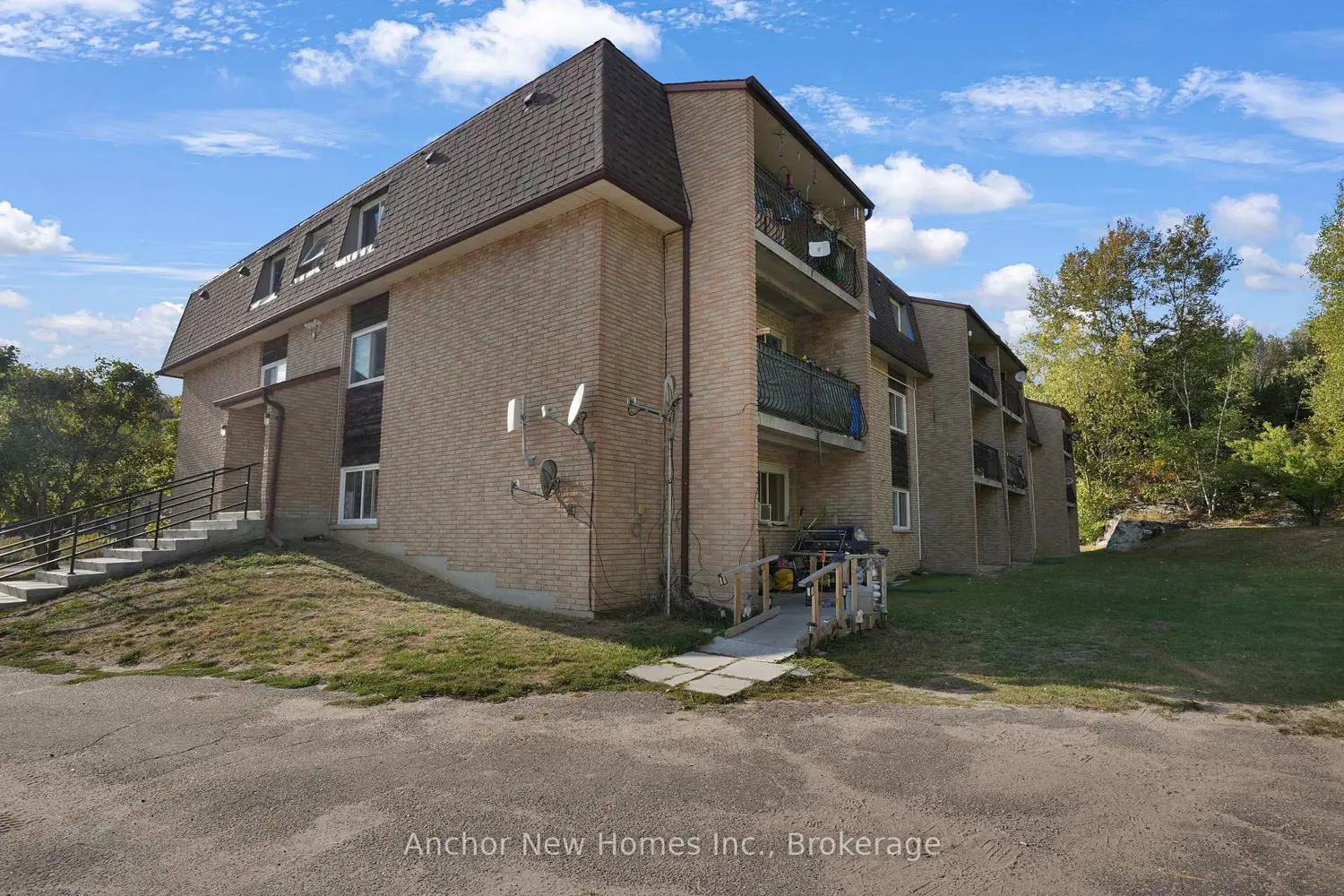 20 Valleyview Drive photo 4
