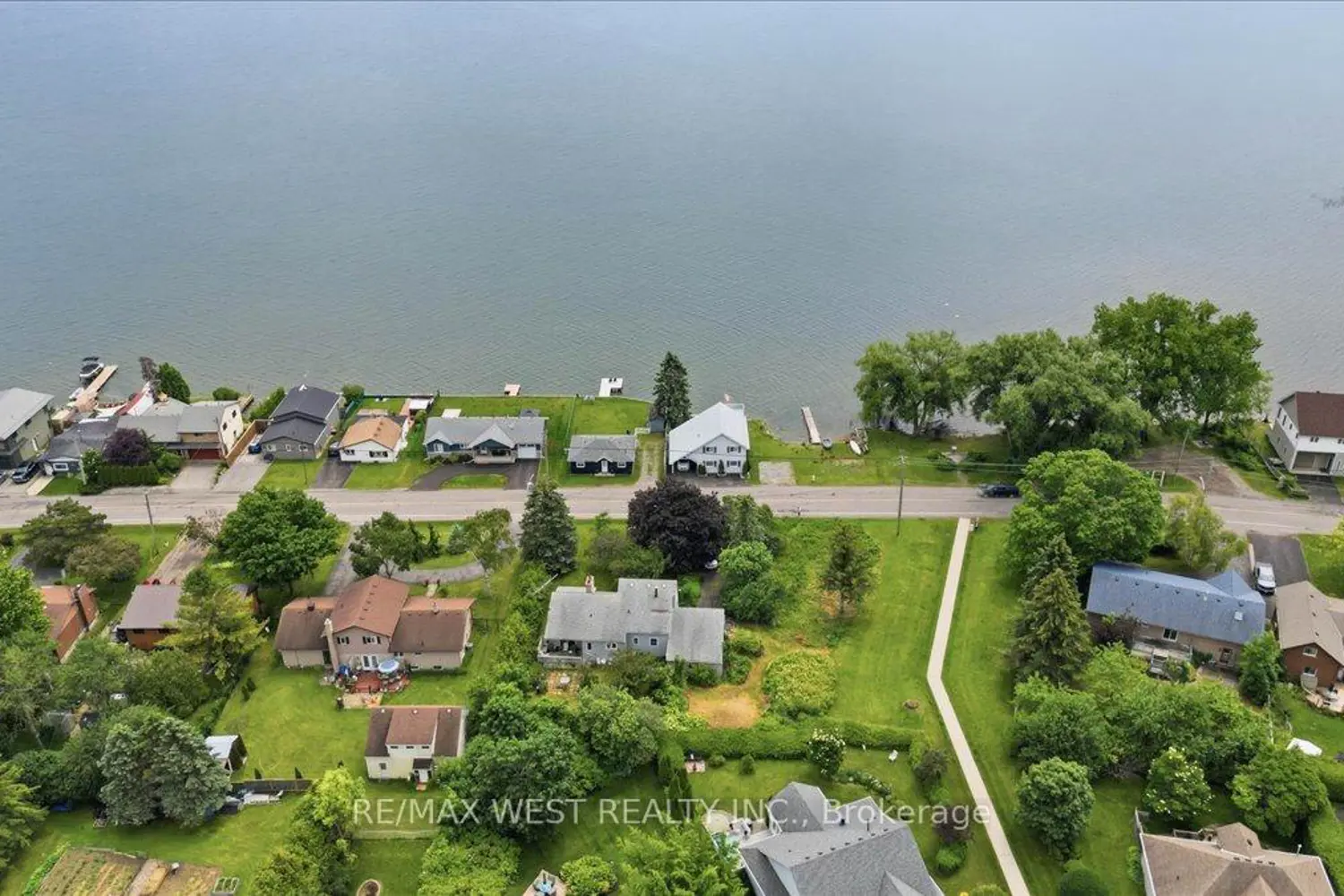 122 Harbour Street photo 3