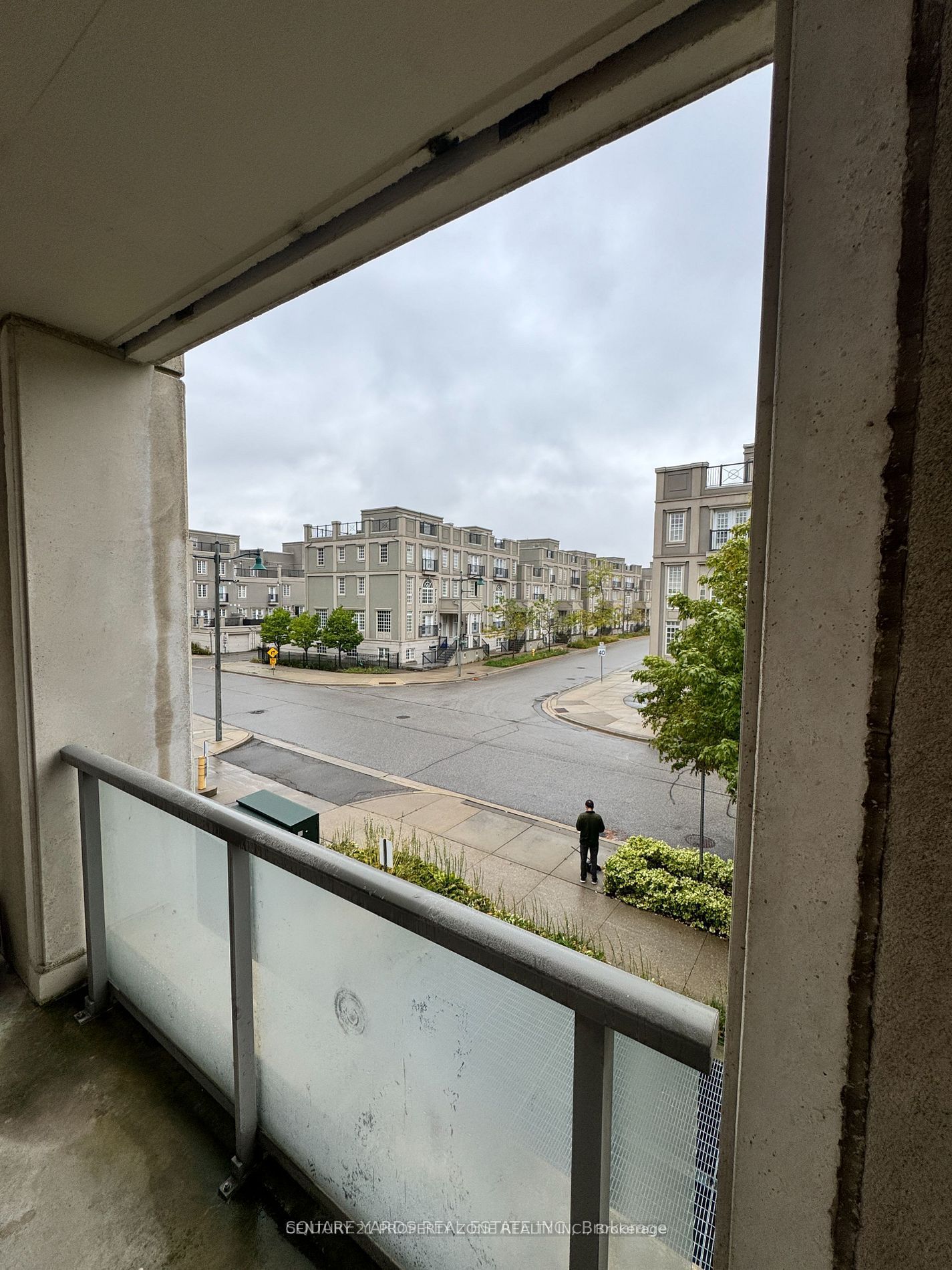 217-39 Upper Duke Crescent, Markham, ON, L6G 0B8 photo 2