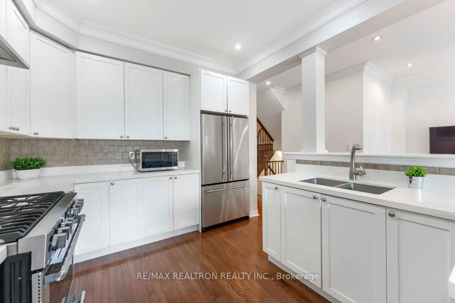 678 Skye Court photo 5