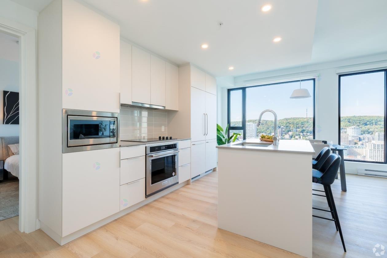 1001 Rue Lucien-L'Allier