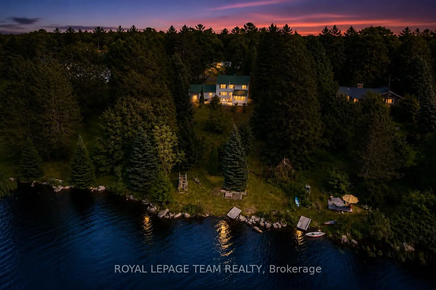 112 Ottawa Street photo 2