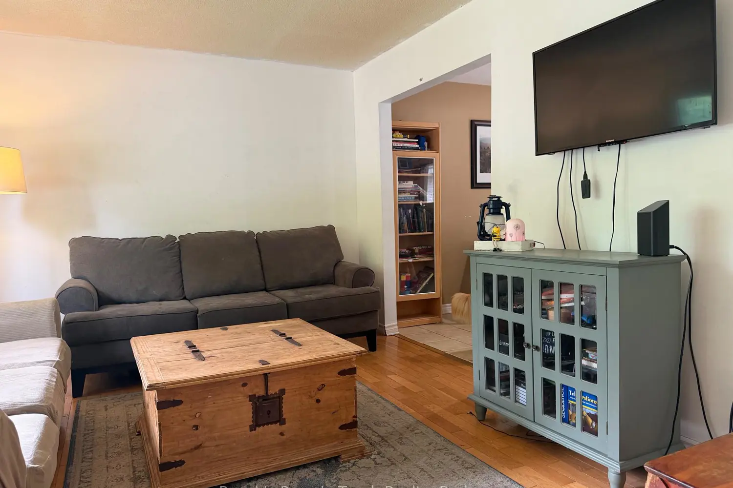 111 Burke Street photo 2