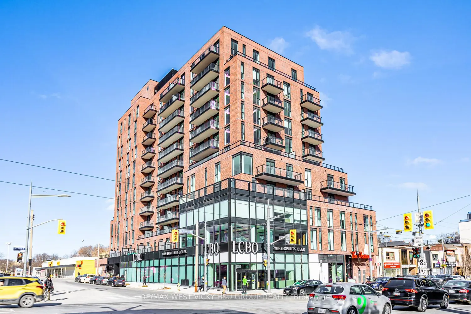 185 Alberta Avenue 810