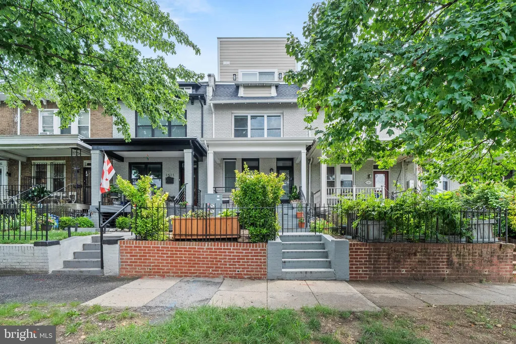 1509 D Street NE Unit 2, Washington, DC 20002 photo 2