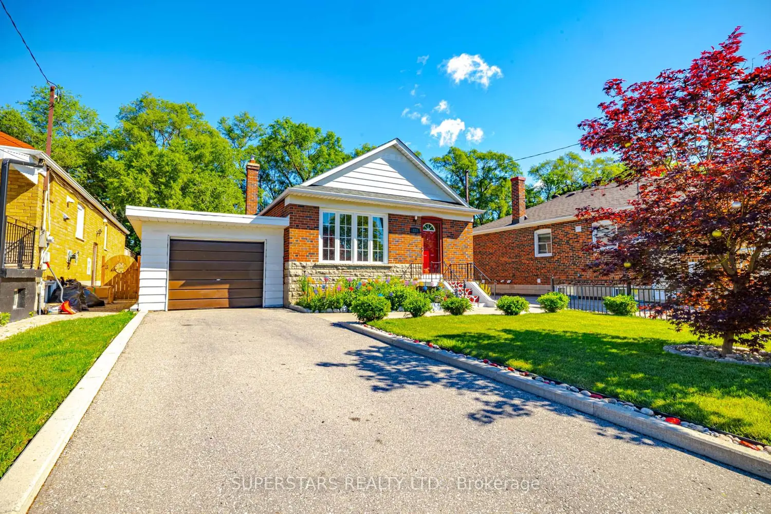 237 Ellington Drive photo 3