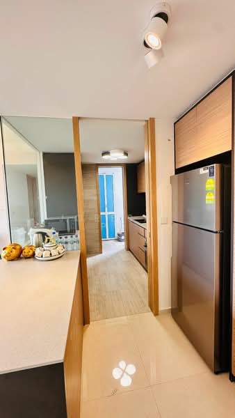 8 Hillview Rise photo 5