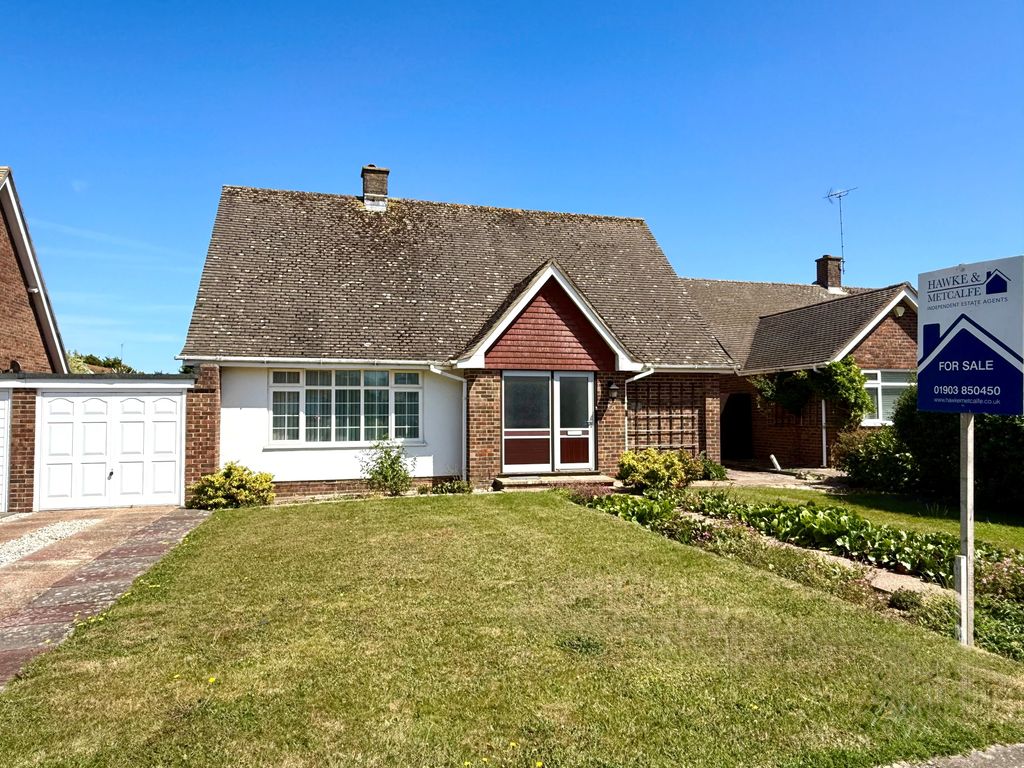 2 bed detached bungalow for saleJervis Avenue, Rustington BN16