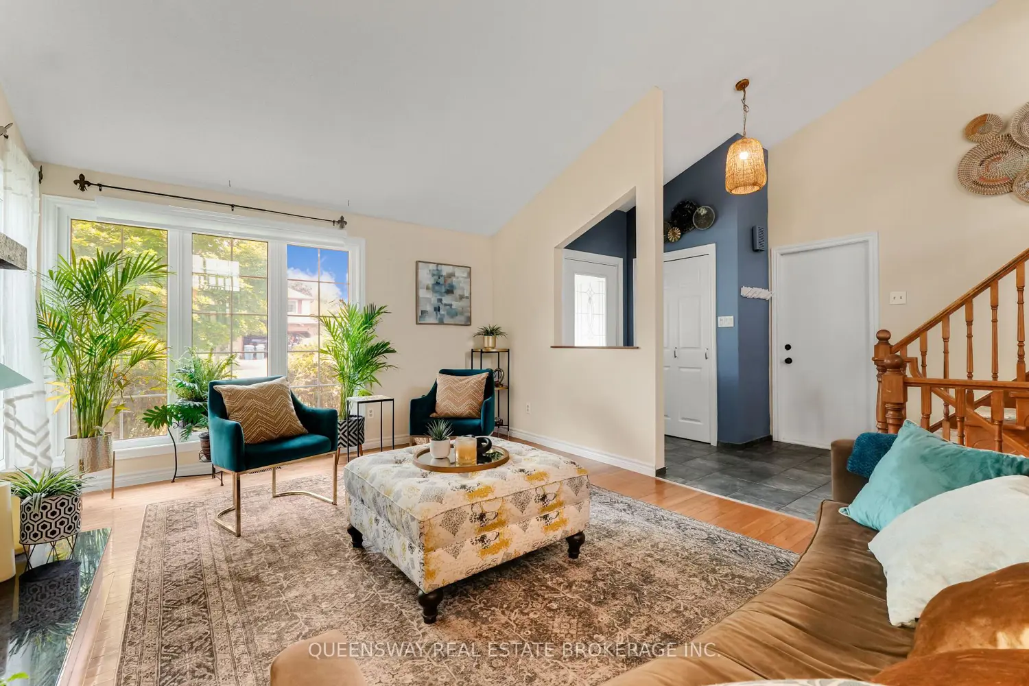 46 Greenwich Drive photo 5