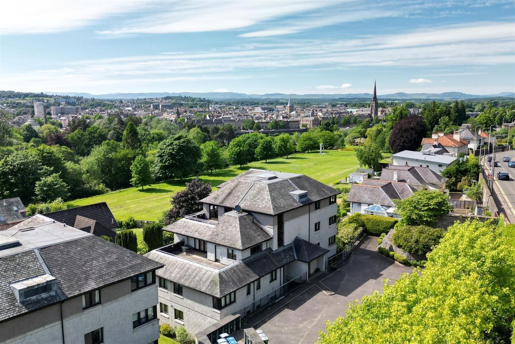 2 bed flat for sale11 Riverview Park, Dundee Road, Perth PH2