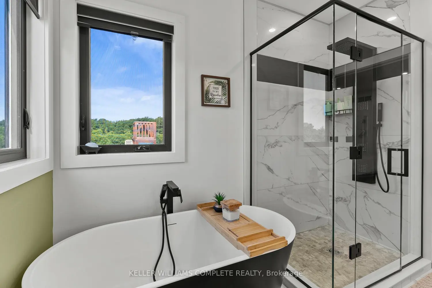 641 Burleigh Road photo 4
