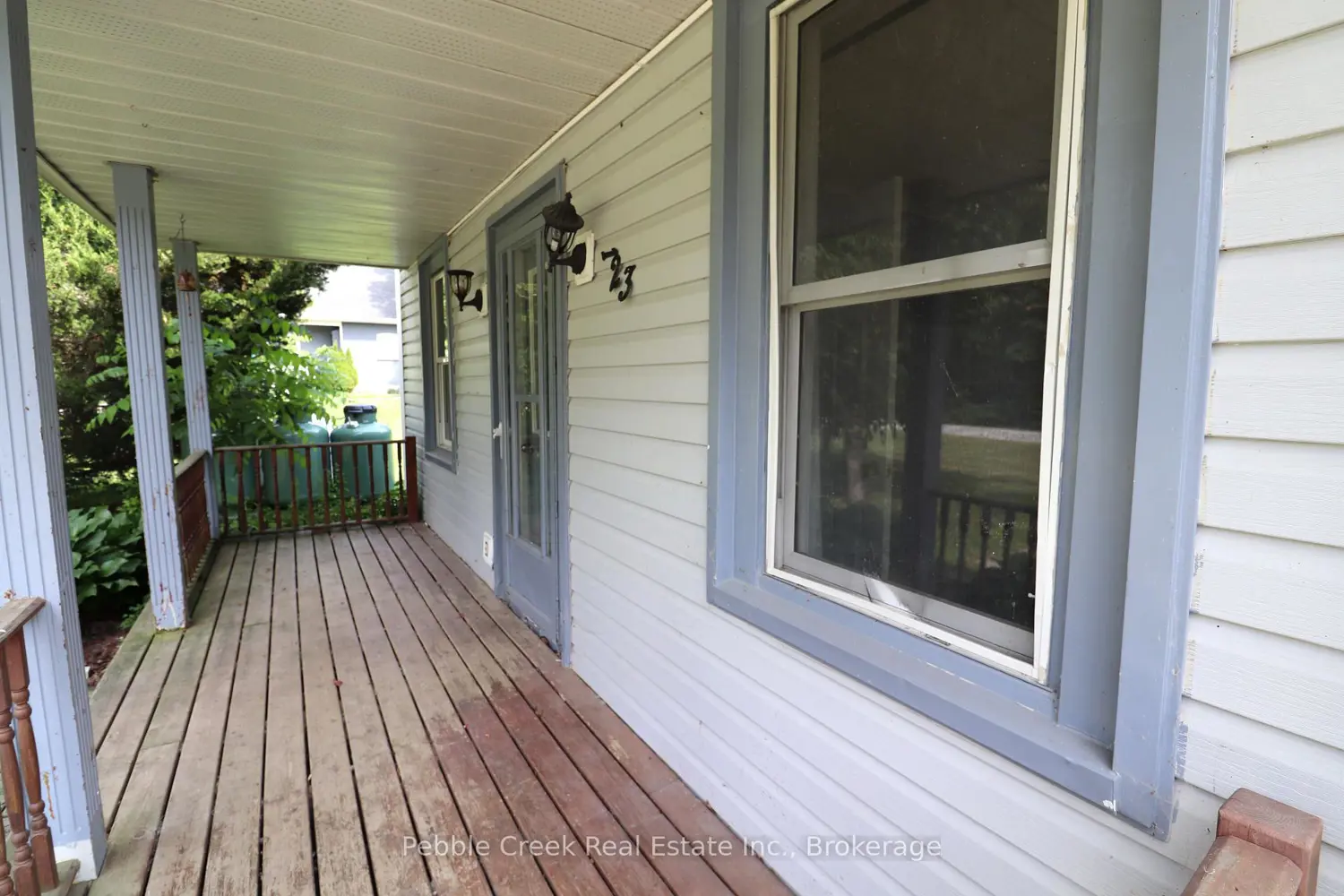 123 John's Avenue photo 3