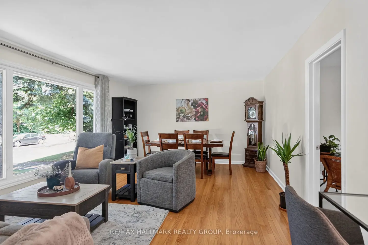2670 Iris Street photo 5