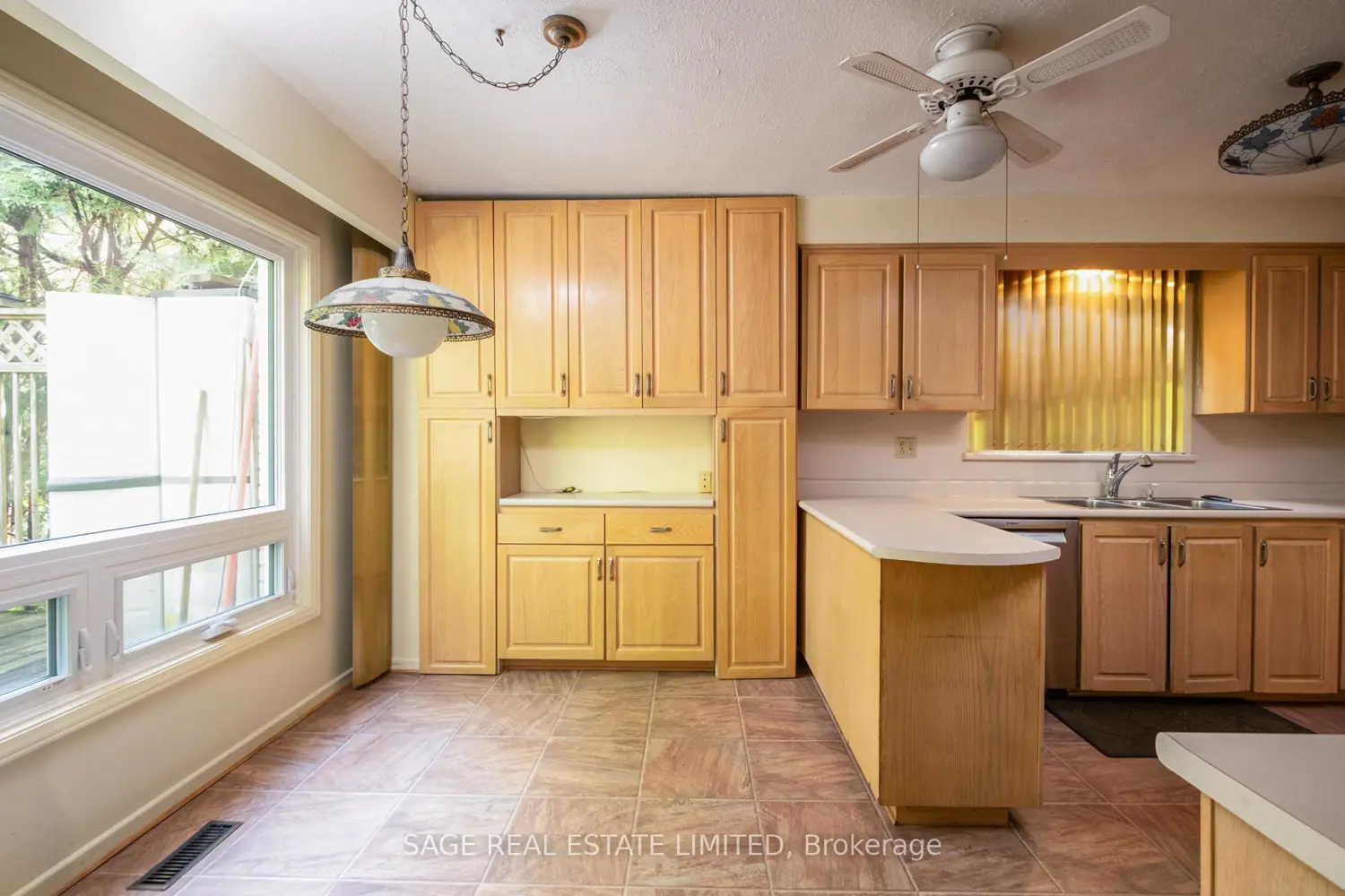 234 York Mills Road photo 4