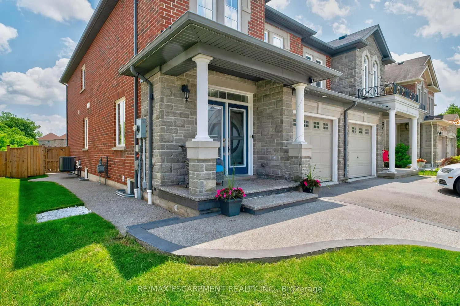 21 Summerberry Way photo 2