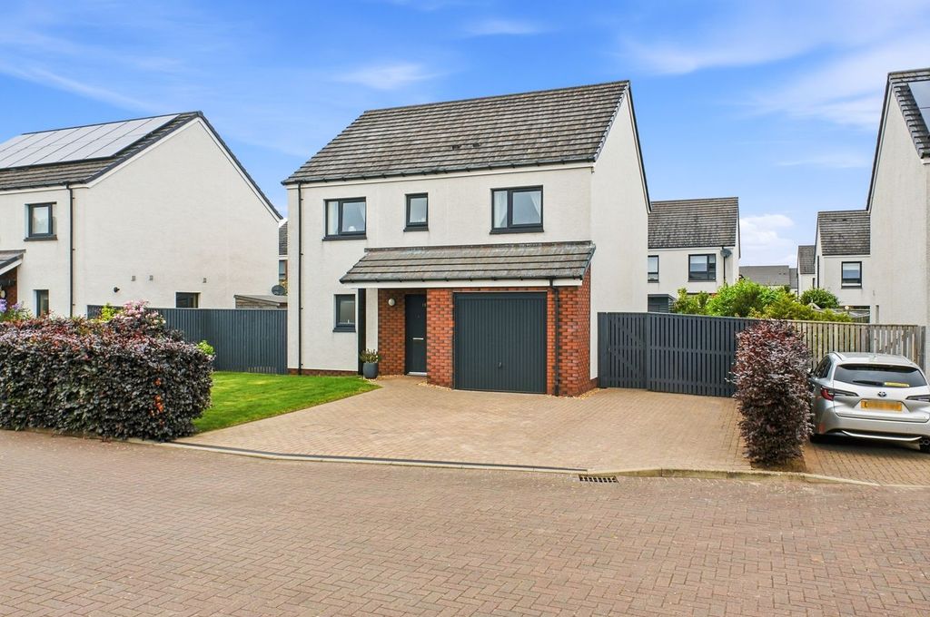 4 bed villa for saleLady Isle Avenue, Ayr KA7
