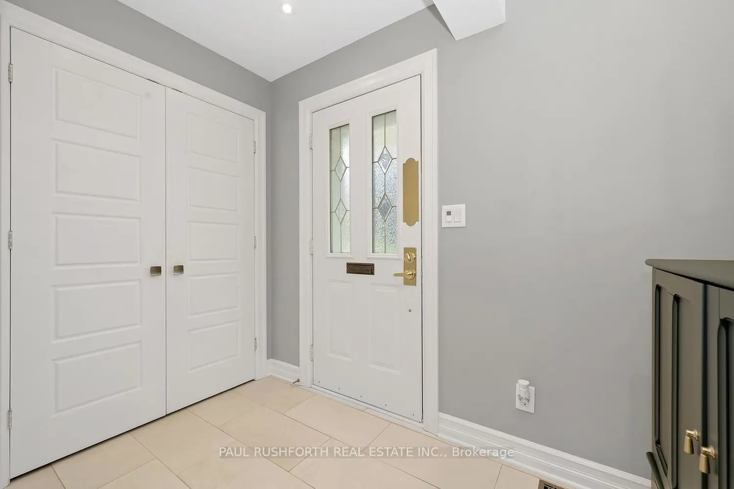 143 Wilshire Avenue photo 4