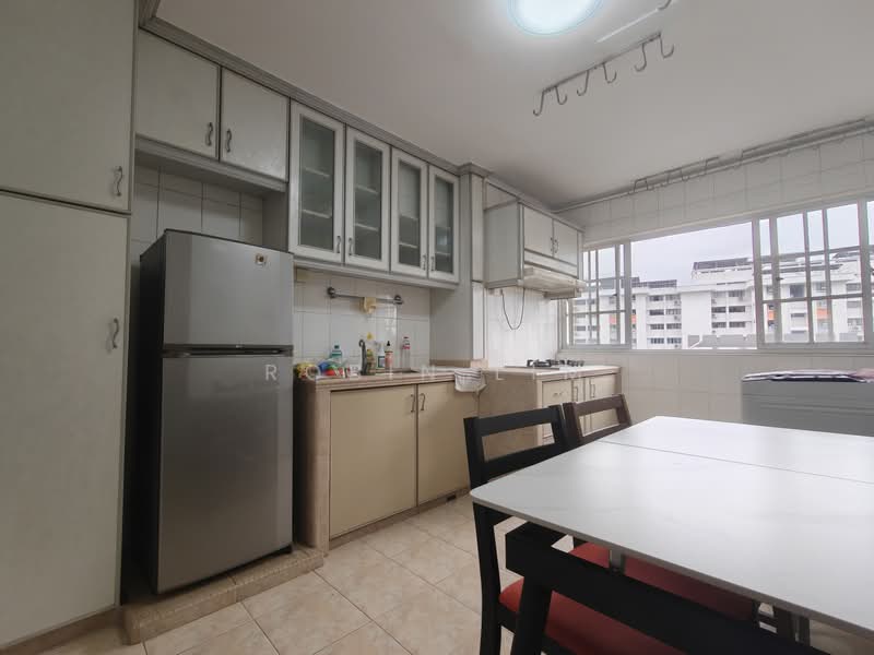 371 Clementi Avenue 4 photo 3