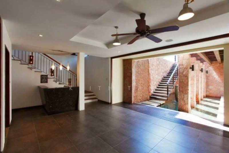 Ocean Drive photo 5