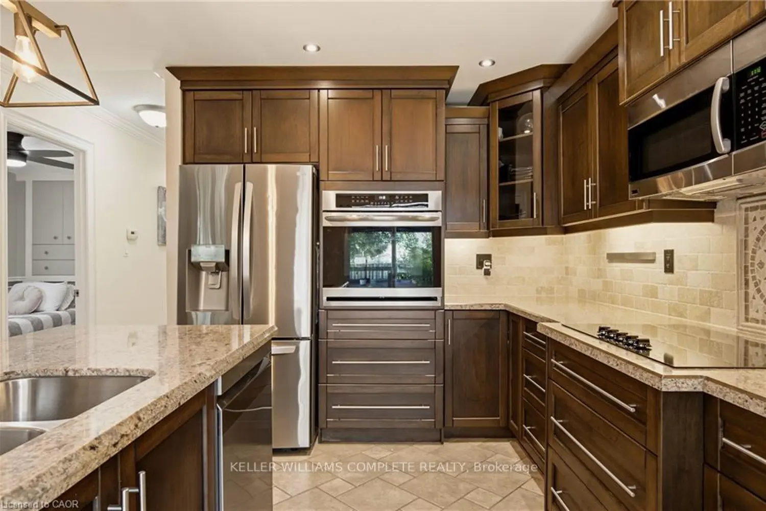 80 Wendover Drive photo 3