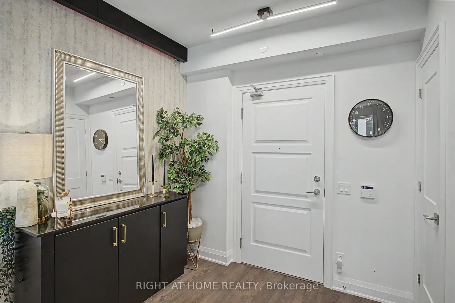 36 Elm Drive 3202 photo 4