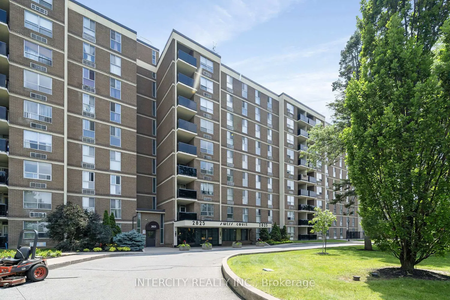 2825 Islington Avenue 302 photo 3