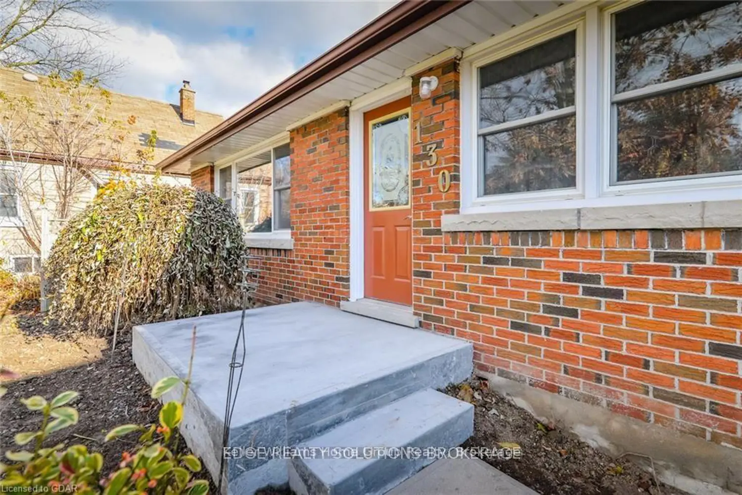 130 Forfar Street photo 3