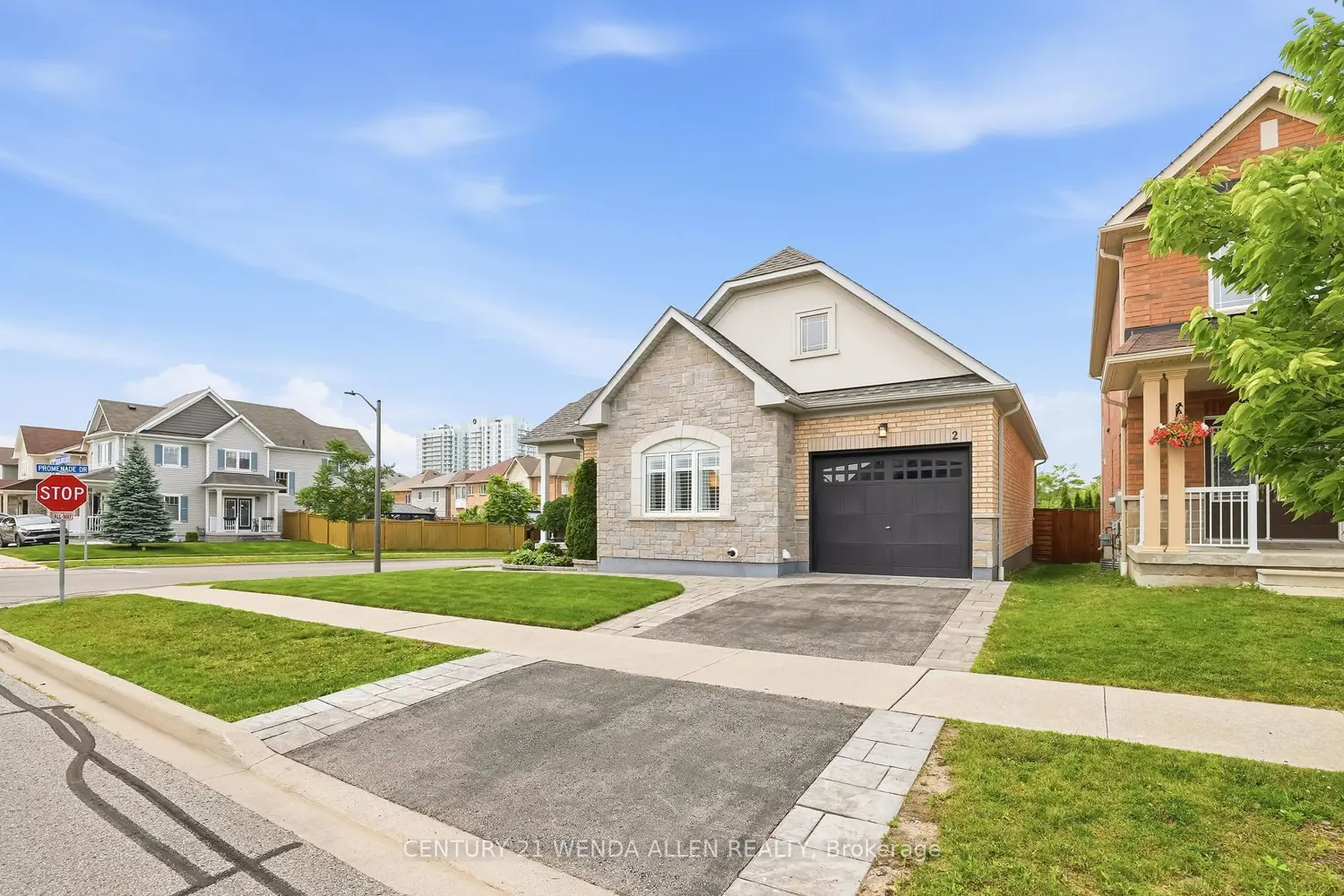 2 Rushlands Crescent photo 5