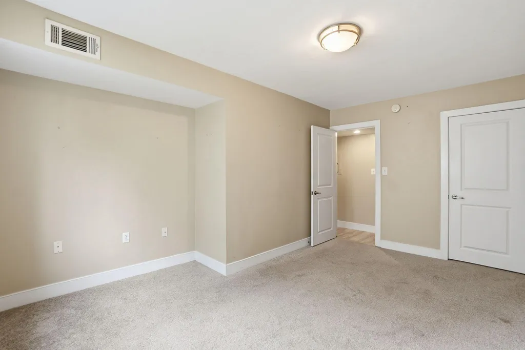 2841 Gainesville Street SE Unit 201, Washington, DC 20020
