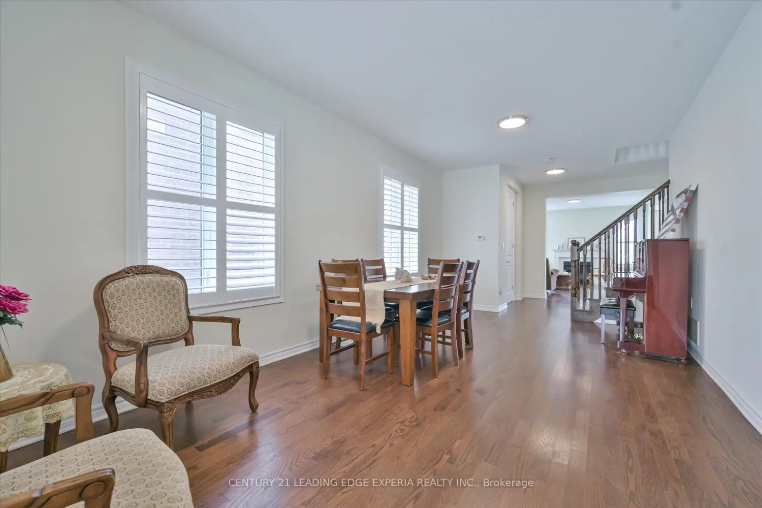 209 Baber Crescent photo 5