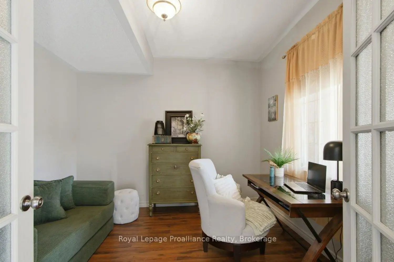 402 Fiddick Road photo 4