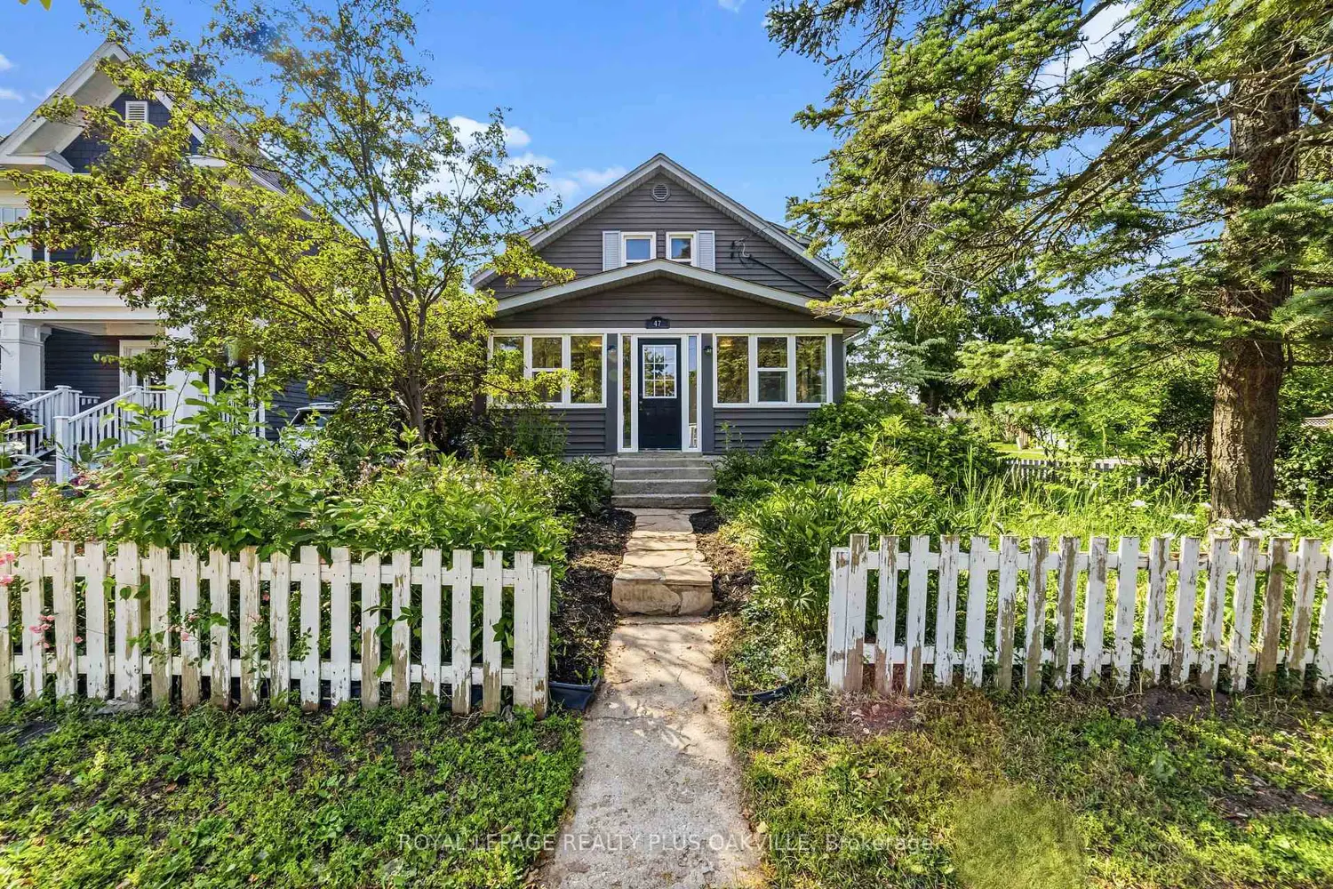 47 Stewart Street photo 2