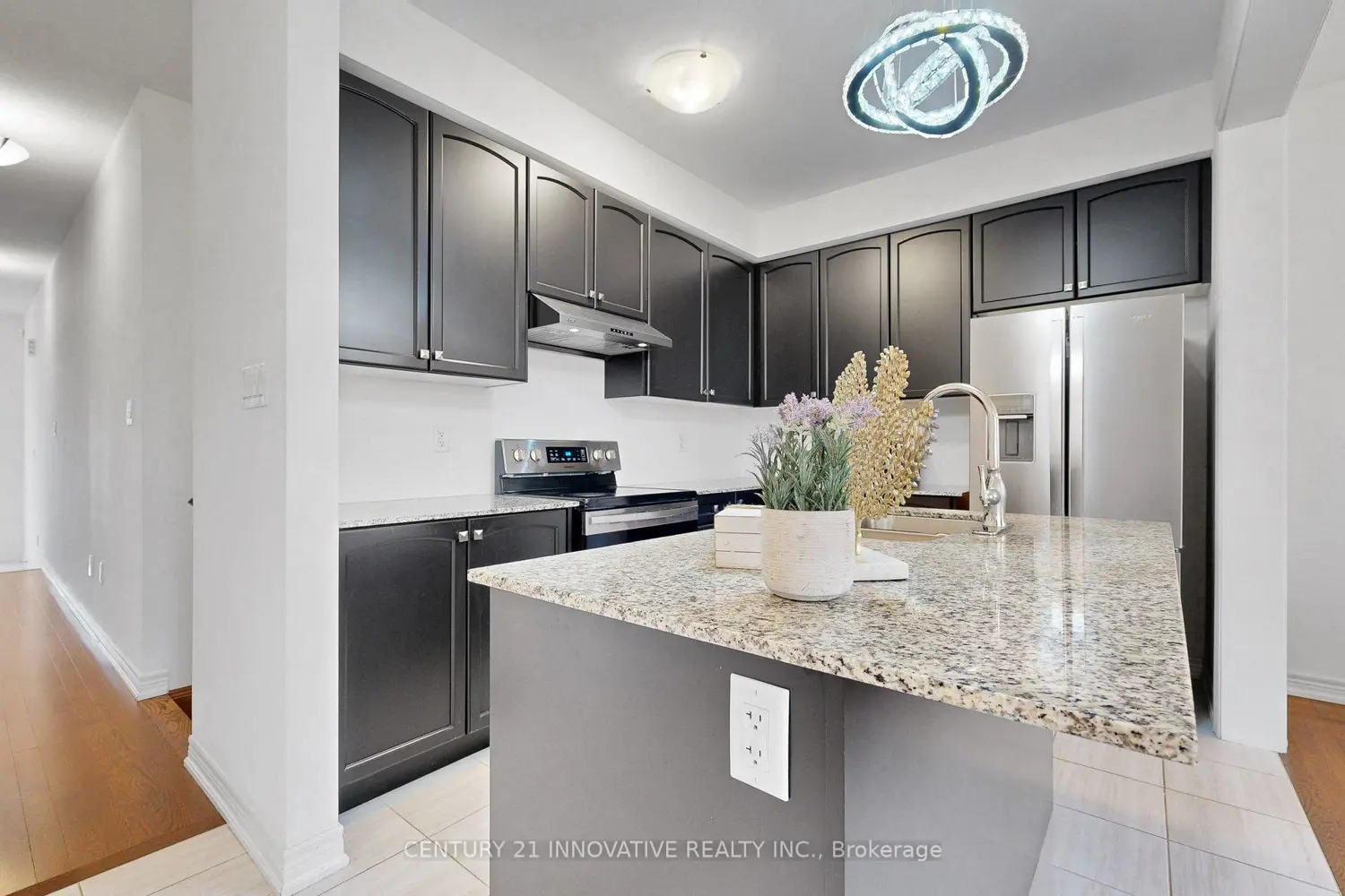 28 Conarty Crescent photo 3