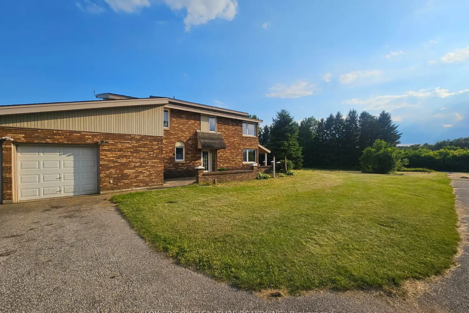 3490 Putnam Road photo 4