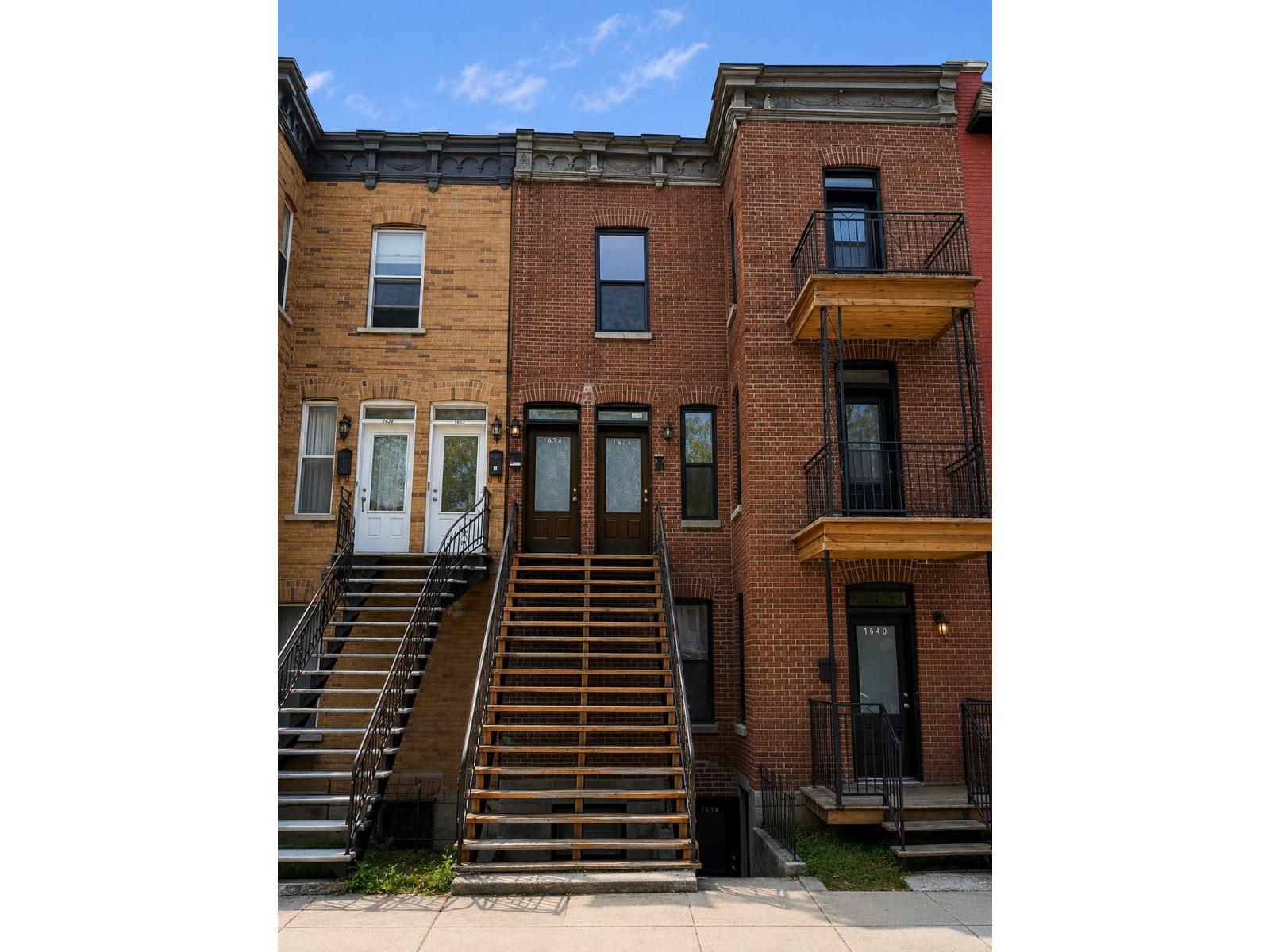 1636 Av. Bourbonnière
