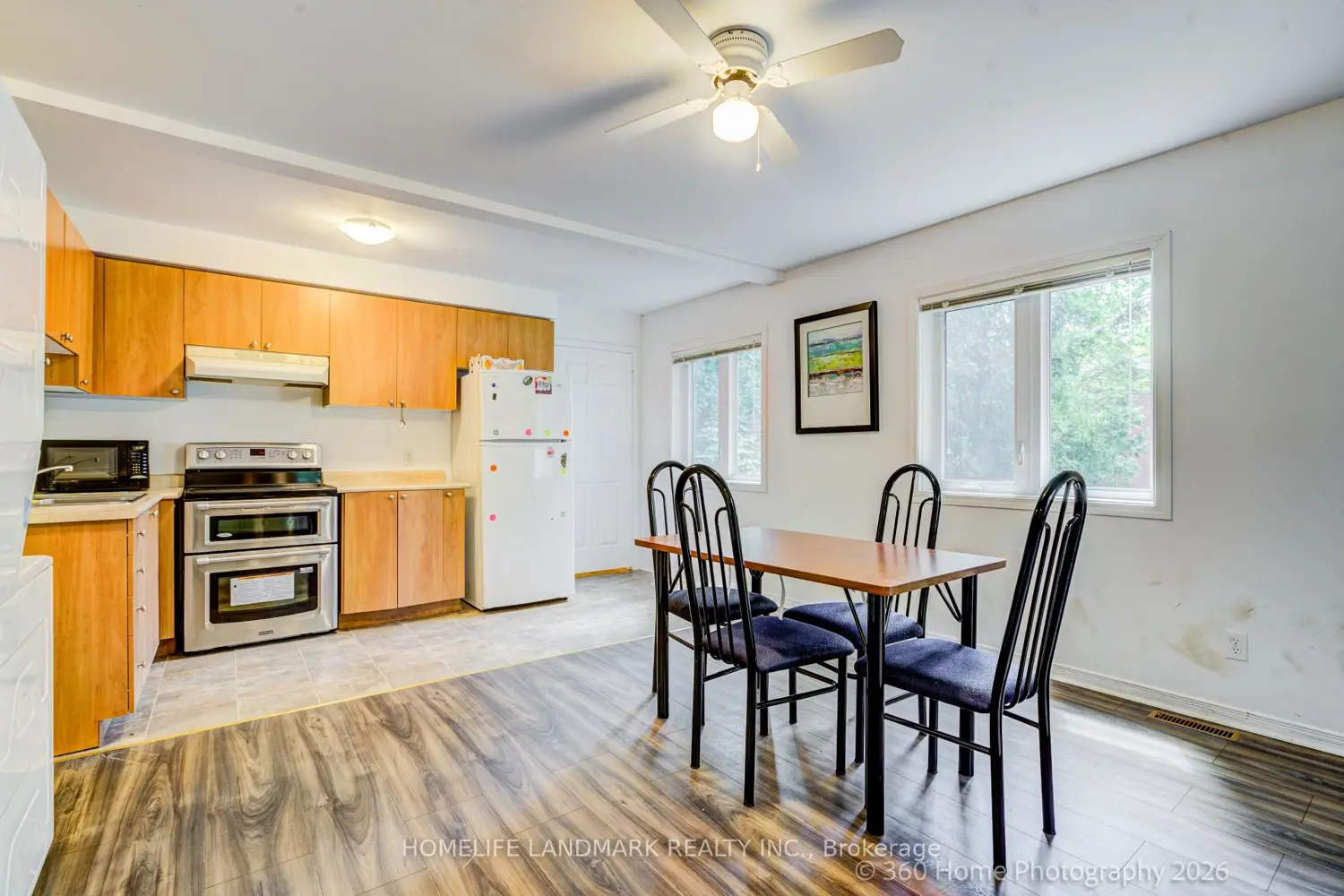 736 Kingston Road 3 photo 4